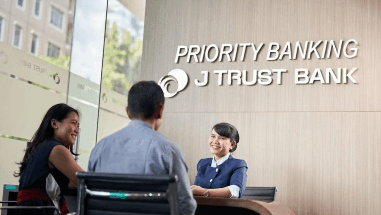 Komisaris J Trust Bank Jual Saham